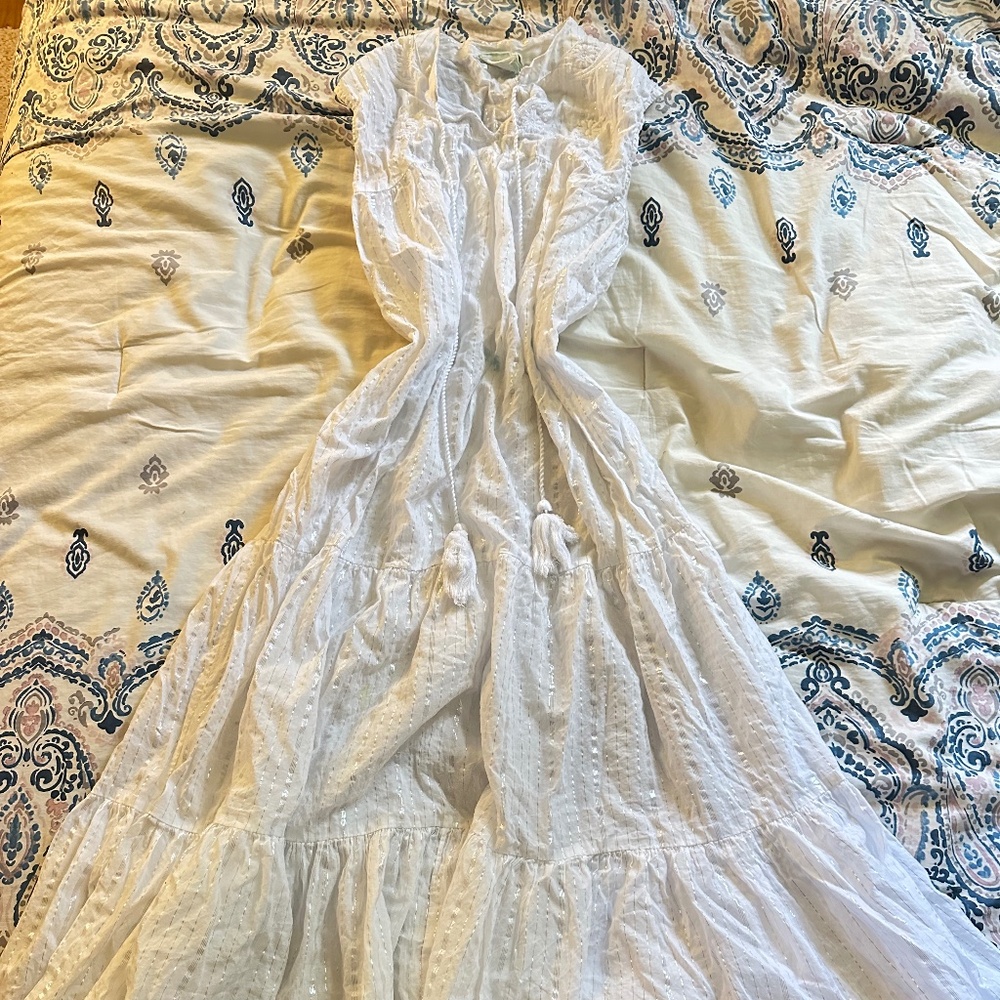 True Destinations White Maxi Dress (Size S)